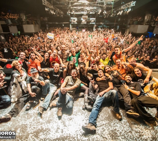 End of gig photo in the Razzmatazz!
